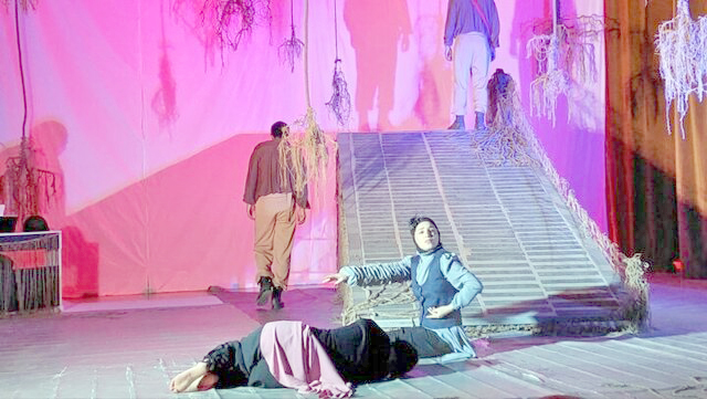 راهیابی «مانداک» به چهل‌ویکمین جشنواره بین‌المللی تئاتر فجر