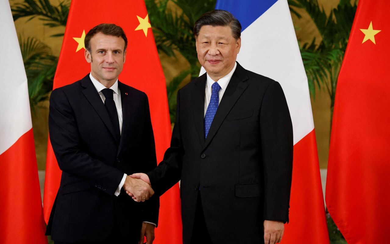 الصين وفرنسا تصدران بيانا مشتركا دعما لمفاوضات الغاء الحظر عن إيران