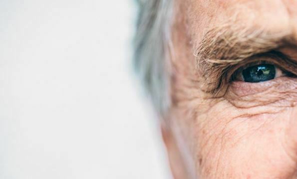 شایع‌ترین بیماری چشم در سالمندی