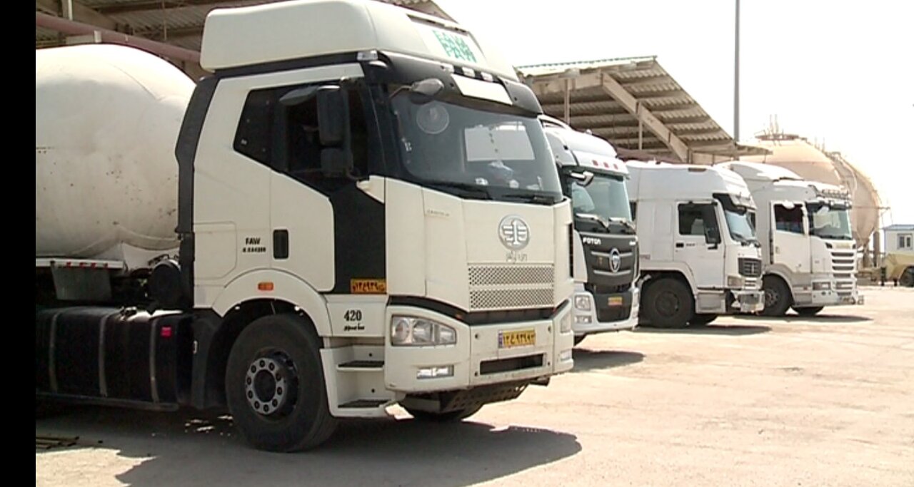 انجام‌ بیش از157000 کامیون تشریفات گمرکی کالاهای صادراتی کرمانشاه