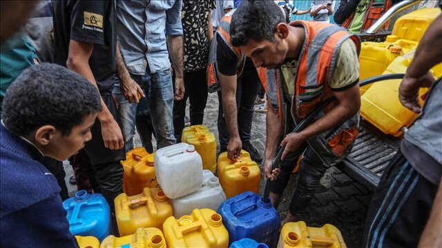 غزه با کمبود آب آشامیدنی و انباشت زباله‌های جامد مواجه است