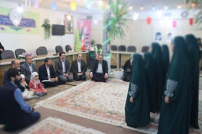 استاندار همدان از پیگیری مطالبات دختران ساکن در مؤسسات خیریه خبر داد