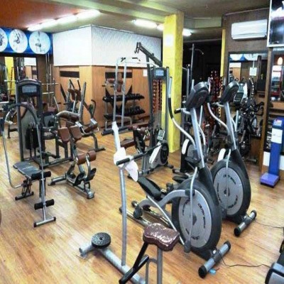 8 پرونده تخلف گران‌فروشی برای باشگاه‌های ورزشی همدان تشکیل شد