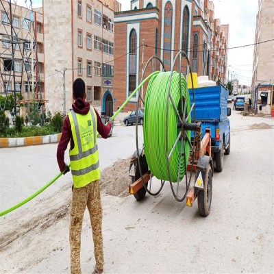 اجرای 300 کیلومتر شبکه فیبر نوری در همدان