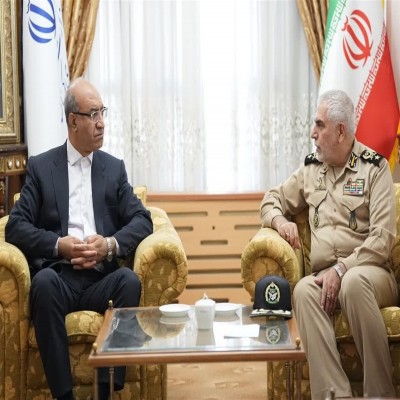 وزارت دفاع در سرمایه‌گذاری اقتصادی به کرمانشاه توجه ویژه داشته باشد