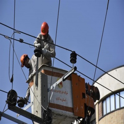 احداث 6 نیروگاه خورشیدی 18 مگاواتی در دلیجان