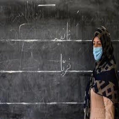 4 دهه تلاش برای سوادآموزی