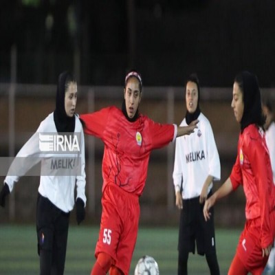 پالایش گاز ایلام گام نخست در لیگ برتر فوتبال بانوان را محکم برداشت