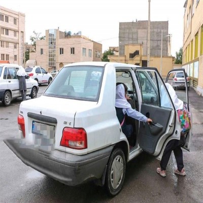 پایان فعالیت سرویس‌های غیر مجاز مدارس در همدان