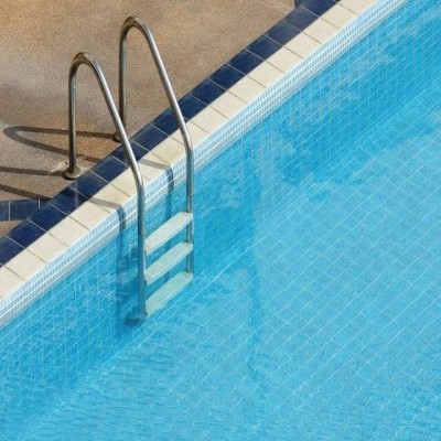 تخصیص 13 میلیارد تومان اعتبار برای تکمیل پروژه استخر ورزشی بانوان رزن