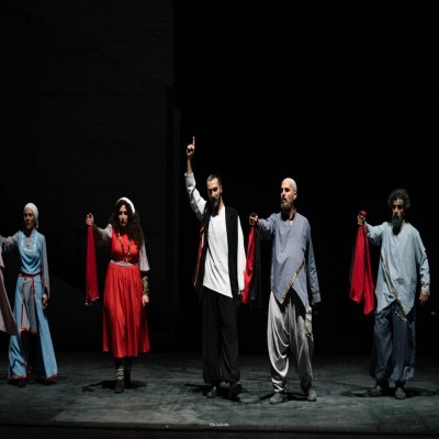 7 نمایش جواز حضور در بخش رقابتی جشنواره تئاتر همدان را گرفت