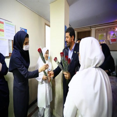 حضور استاندار همدان در بیمارستان شهیدبهشتی به‌مناسبت روز پرستار
