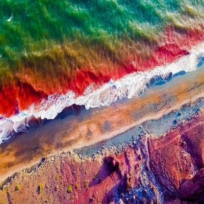 جزایر سرخ هرمز؛ جادوی آب و خاک در نگین خلیج فارس