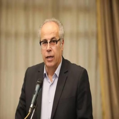 کمبود زمین و امکانات، لیگ همدان را تک‌دور کرد
